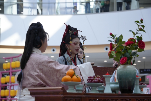 温州瓯海大西洋商城汉服花朝节盛况空前 千余观众共赏传统文化魅力